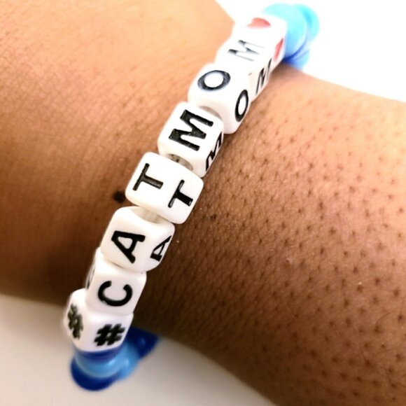 Cat Mom Kandi Word bracelet Blue - Picture 3 of 3